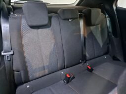 
										PEUGEOT 2008 1.2 STYLE completo									