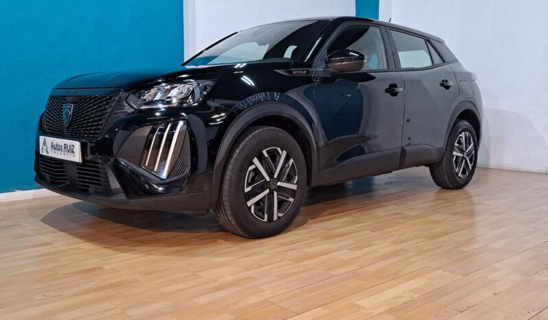
								PEUGEOT 2008 1.2 STYLE completo									