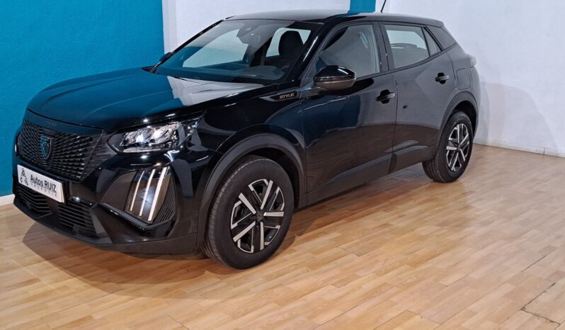 
								PEUGEOT 2008 1.2 STYLE completo									