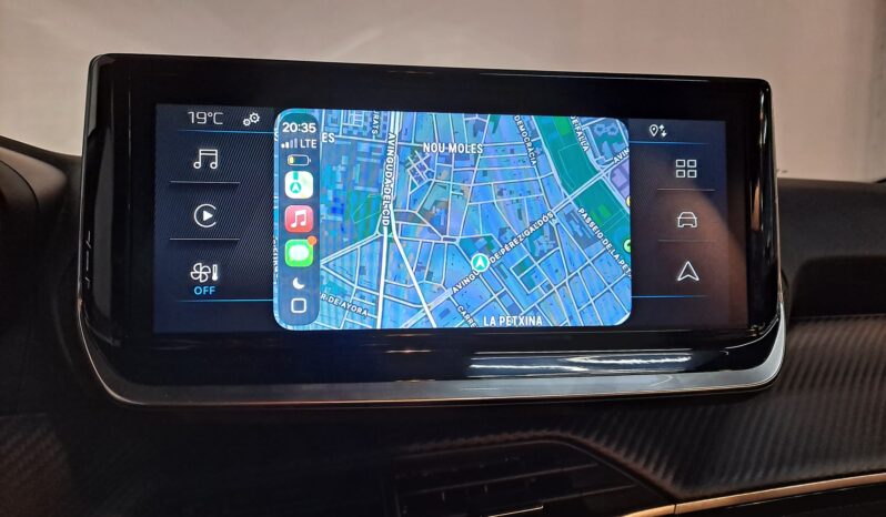 
								PEUGEOT 2008 1.2 STYLE completo									