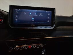 
										PEUGEOT 2008 1.2 STYLE completo									