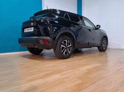 
										PEUGEOT 2008 1.2 STYLE completo									