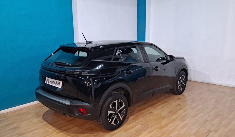 
								PEUGEOT 2008 1.2 STYLE completo									