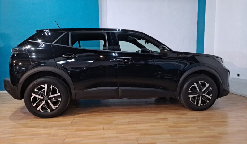 
								PEUGEOT 2008 1.2 STYLE completo									