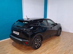 
										PEUGEOT 2008 1.2 STYLE completo									