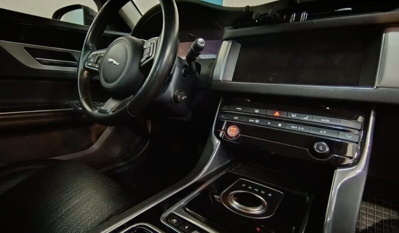 
								JAGUAR XF 2.0 G TDI completo									