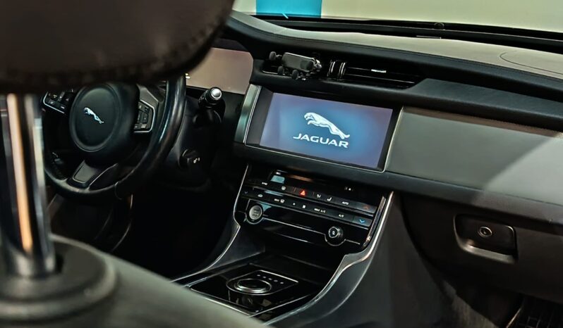 
								JAGUAR XF 2.0 G TDI completo									