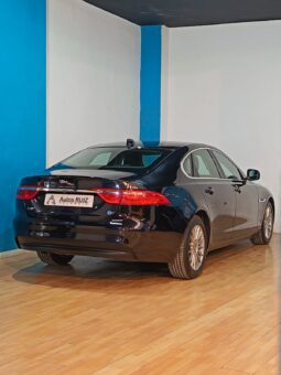 
										JAGUAR XF 2.0 G TDI completo									