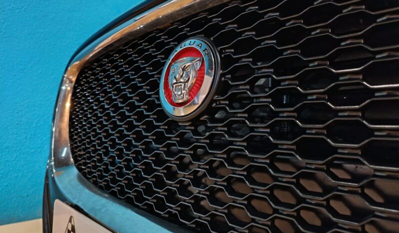 
								JAGUAR XF 2.0 G TDI completo									