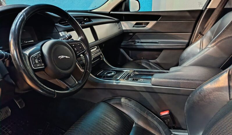 
								JAGUAR XF 2.0 G TDI completo									