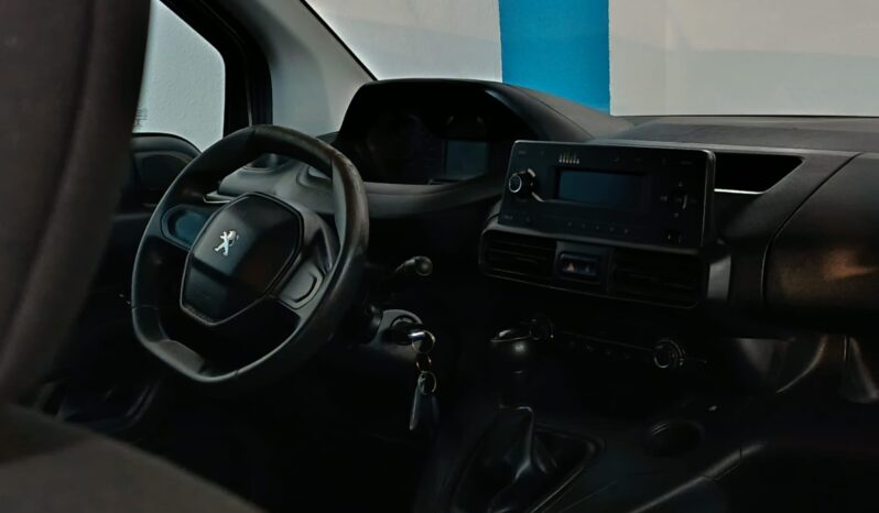 
								PEUGEOT RIFTER 1.5 ACCESS STANDARD completo									