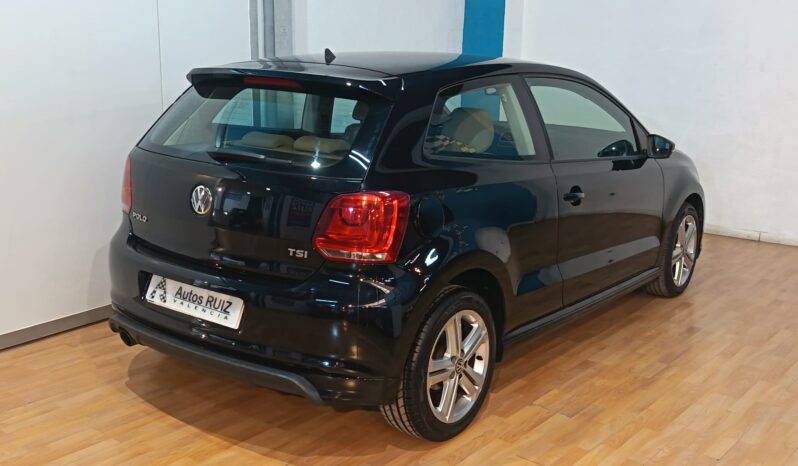 
								VOLKSWAGEN POLO 1.2 TSI completo									