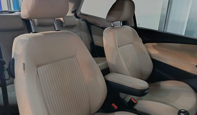 
								VOLKSWAGEN POLO 1.2 TSI completo									