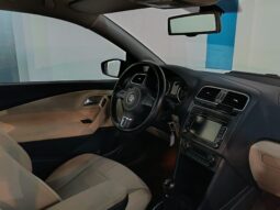 
										VOLKSWAGEN POLO 1.2 TSI completo									