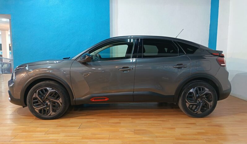 
								CITROEN C4 1.2 BLUEHDI completo									