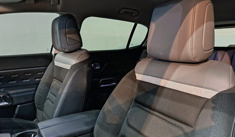 
								CITROEN C5 AIRCROSS 1.2 S&S SHINE completo									