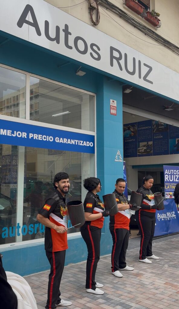 Autos RUIZ celebrando el Día del Padre junto a ASOHSV!