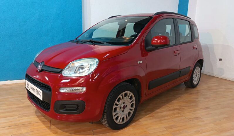 
								FIAT PANDA 1.2 LOUNGE completo									