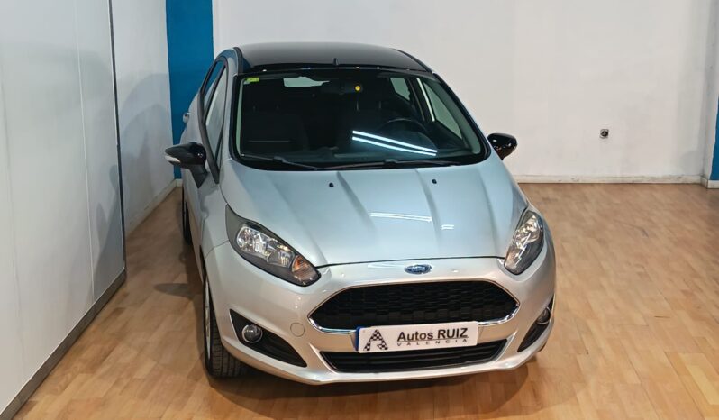 
								FORD FIESTA 1.2 TREND completo									