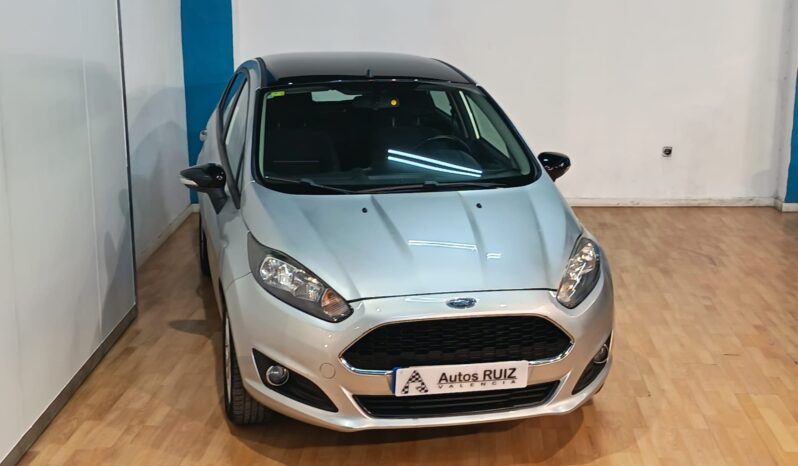 
								FORD FIESTA 1.2 TREND completo									