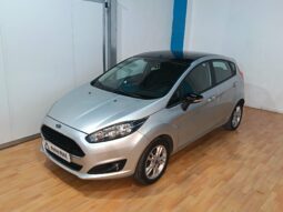 
										FORD FIESTA 1.2 TREND completo									