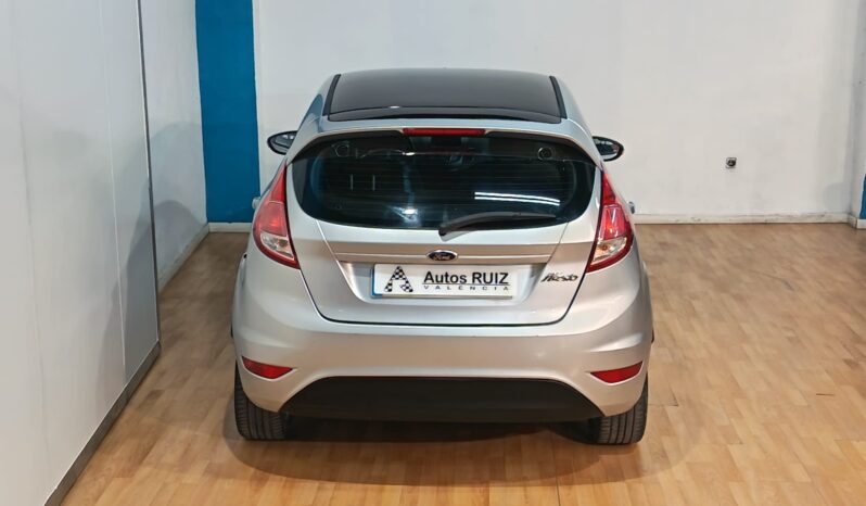 
								FORD FIESTA 1.2 TREND completo									
