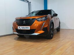
										PEUGEOT 2008 1.2 ACTIVE completo									