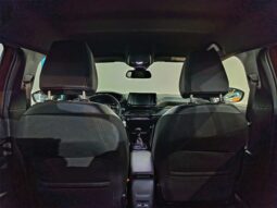 
										PEUGEOT 2008 1.2 ACTIVE completo									