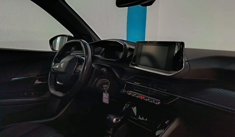 
								PEUGEOT 2008 1.2 ACTIVE completo									
