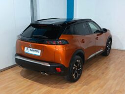 
										PEUGEOT 2008 1.2 ACTIVE completo									