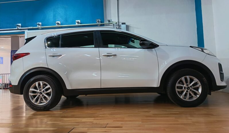 
								KIA SPORTAGE 1.6 GDI CONCEPT completo									