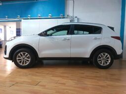 
										KIA SPORTAGE 1.6 GDI CONCEPT completo									