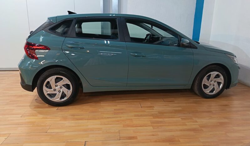 
								HYUNDAI I.10 MPI ESSENCE completo									