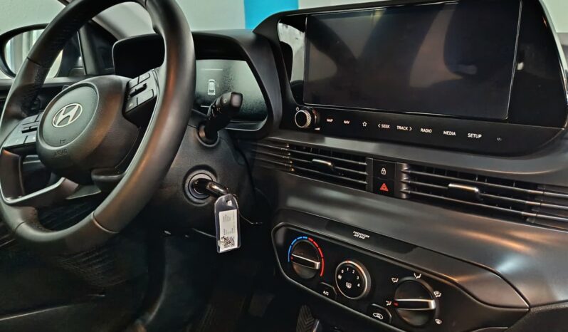 
								HYUNDAI I.10 MPI ESSENCE completo									