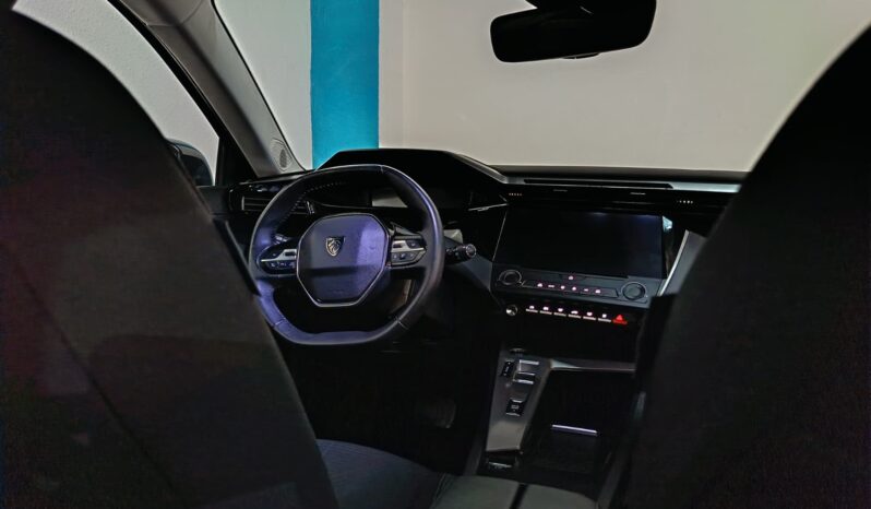 
								PEUGEOT 308 1.2 STYLE completo									