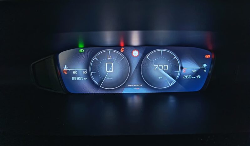 
								PEUGEOT 308 1.2 STYLE completo									