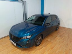 
										PEUGEOT 308 1.2 STYLE completo									