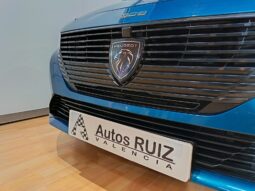 
										PEUGEOT 308 1.2 STYLE completo									