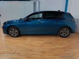 
										PEUGEOT 308 1.2 STYLE completo									
