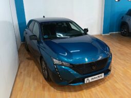 
										PEUGEOT 308 1.2 STYLE completo									
