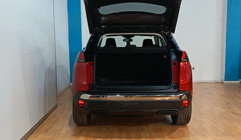 
								PEUGEOT 3008 1.2 ALLURE completo									
