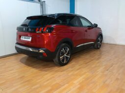 
										PEUGEOT 3008 1.2 ALLURE completo									
