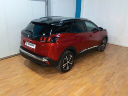 
										PEUGEOT 3008 1.2 ALLURE completo									