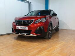 
										PEUGEOT 3008 1.2 ALLURE completo									