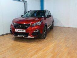 
										PEUGEOT 3008 1.2 ALLURE completo									