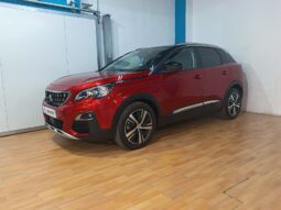 
										PEUGEOT 3008 1.2 ALLURE completo									