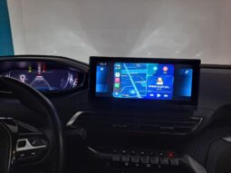 
										PEUGEOT 3008 1.2 ALLURE completo									