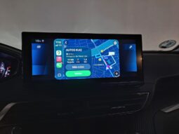 
										PEUGEOT 3008 1.2 ALLURE completo									
