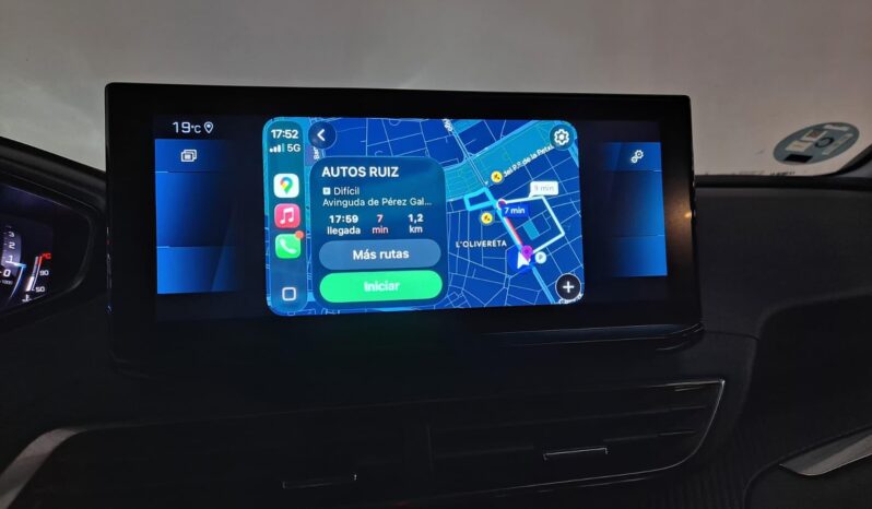 
								PEUGEOT 3008 1.2 ALLURE completo									