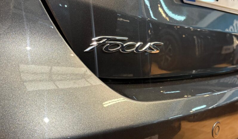
								FORD FOCUS 1.0 ECOBOOST completo									